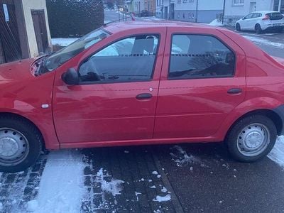 Rot Gebraucht 2009 Dacia Logan Kleinwagen | 900 € (Superpreis)