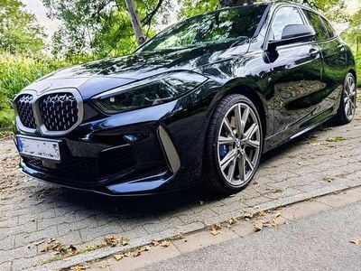 Schwarz Gebraucht 2021 BMW 135 Comfort Edition Kleinwagen | 36.990 € (Etwas zu teuer)