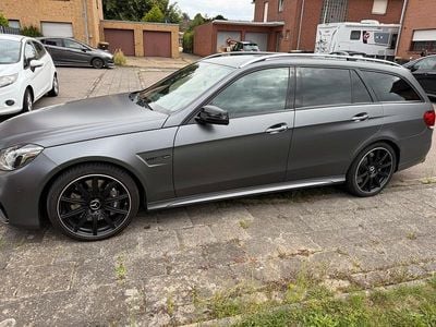 Mercedes E63 AMG