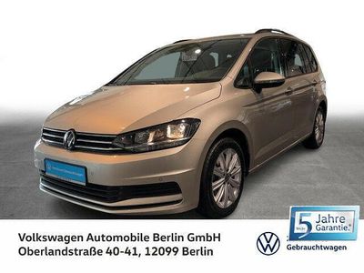 Ivory silver metallic Gebraucht 2024 VW Touran Comfortline Van / Kleinbus | 34.440 € (Fairer Preis)