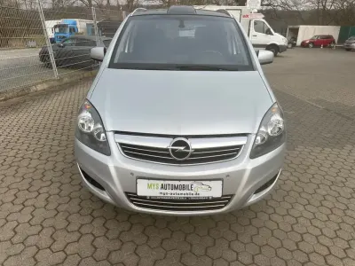 Gebraucht Opel Zafira Sport 125 PS (91 kW) 2011 Silber Van / Kleinbus