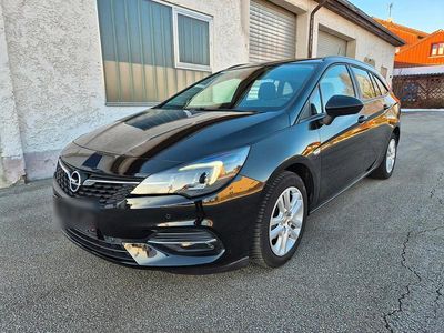 Gebraucht Opel Astra Business Edition 105 PS (77 kW) 2020 Schwarz Kombi
