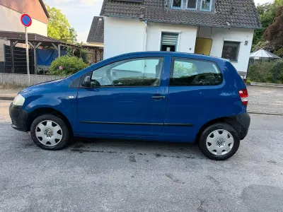 Gebraucht VW Fox 75 PS (55 kW) 2007 Blau Kleinwagen