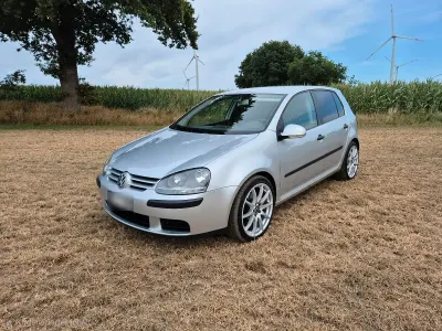 Gebraucht VW Golf IV 140 PS (102 kW) 2004 Silber Limousine