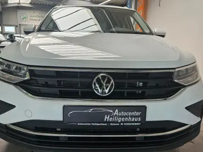 Gebraucht VW Tiguan Active 150 PS (110 kW) 2023 Weiß SUV