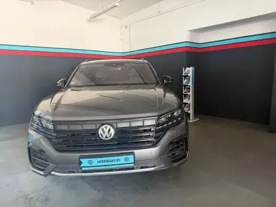 Gebraucht VW Touareg Style 286 PS (210 kW) 2019 Grau SUV