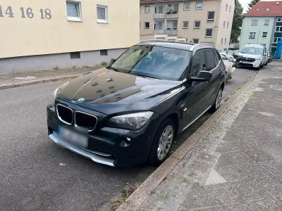 Gebraucht BMW X1 143 PS (105 kW) 2011 Schwarz SUV