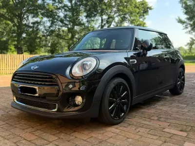 Gebraucht Mini Cooper Chili 136 PS (100 kW) 2017 Schwarz Kleinwagen
