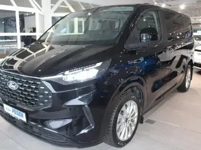 Używany Ford Tourneo Custom Titanium 170 KM (125 kW) 2025 Czarny Van