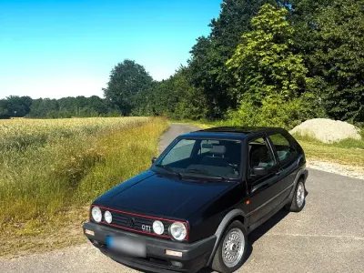 Gebraucht VW Golf II GTI 129 PS (94 kW) 1990 Schwarz Kleinwagen