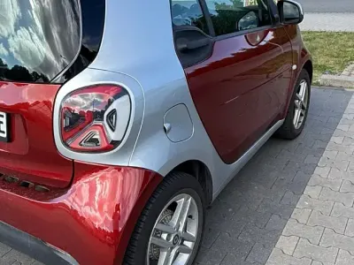 Gebraucht Smart ForTwo Coupé 60 kW (82 PS) 2022 Rot Kleinwagen