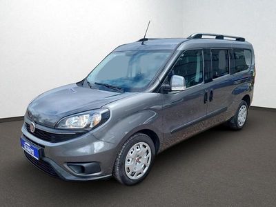 Usata Fiat Doblò 120 CV (88 kW) 2022 Grigio Monovolume