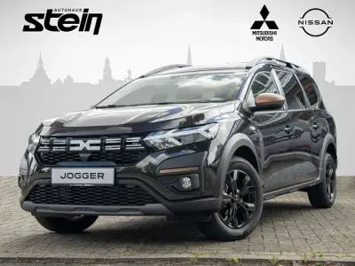 Neu Dacia Jogger Extreme 110 PS (80 kW) 2025 Perlmuttschwarz Van / Kleinbus