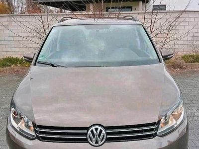 Gebraucht VW Touran 140 PS (102 kW) 2011 Braun Van / Kleinbus