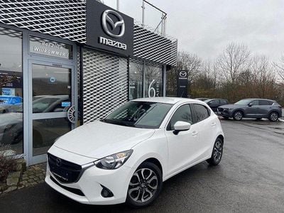 Satinweiss metallic Gebraucht 2016 Mazda 2 Nakama Kleinwagen | 10.990 € (Fairer Preis)