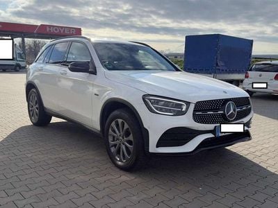 Usata Mercedes GLC300e AMG line 194 CV (142 kW) 2021 Bianco SUV