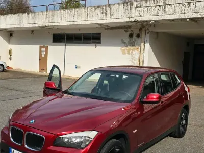 Używany BMW X1 143 KM (105 kW) 2011 Czerwony SUV