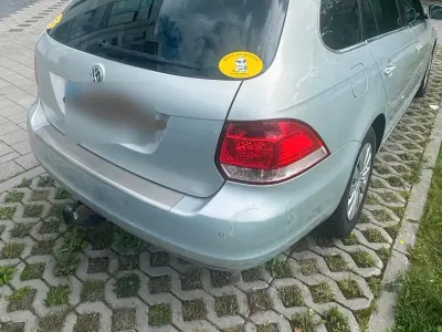 Gebraucht VW Golf VI 105 PS (77 kW) 2011 Silber Kombi
