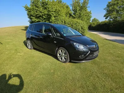 Gebraucht Opel Zafira Tourer Edition 170 PS (125 kW) 2013 Schwarz Van / Kleinbus