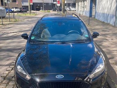 Gebraucht Ford Focus ST-Line 150 PS (110 kW) 2017 Schwarz Kombi
