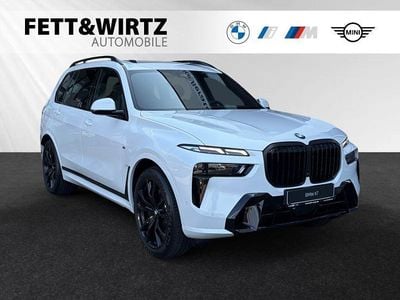 Nouă BMW X7 M Sport 352 CP (258 kW) 2026 Negru SUV