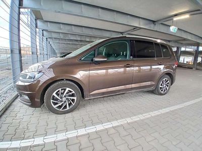 Gebraucht VW Touran Sound 150 PS (110 kW) 2017 Braun Van / Kleinbus
