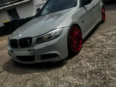 Gebraucht BMW 320 Performance 170 PS (125 kW) 2009 Grau Kombi