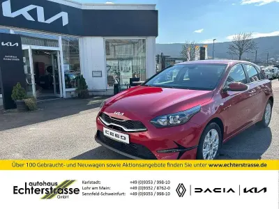 Gebraucht Kia Ceed Vision 140 PS (102 kW) 2026 Infrarot metallic Kleinwagen