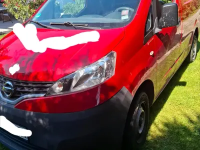 Gebraucht Nissan NV200 90 PS (66 kW) 2012 Rot Van / Kleinbus