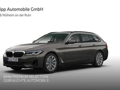 Gebraucht BMW 530e Sport Line 292 PS (214 kW) 2024 Sophistograu brillanteffekt Kombi