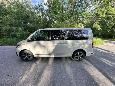 Gebraucht VW Multivan Generation Six 150 PS (110 kW) 2021 Grau Van / Kleinbus