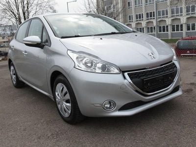 Gebraucht Peugeot 208 Active 82 PS (60 kW) 2014 Grau Kleinwagen