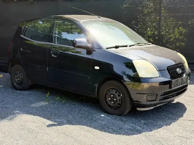 Używany Kia Picanto 65 KM (47 kW) 2004 Czarny Hatchback