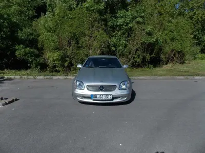Second-hand Mercedes SLK200