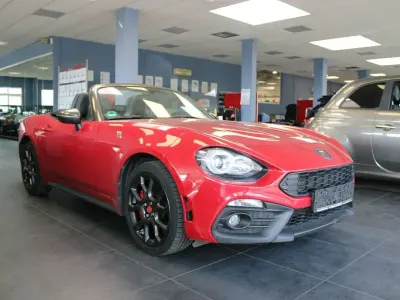 Gebraucht Abarth 124 Spider Turismo 170 PS (125 kW) 2019 Rot Cabrio