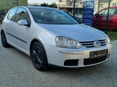 Usata VW Golf IV 75 CV (55 kW) 2005 Argento Berlina