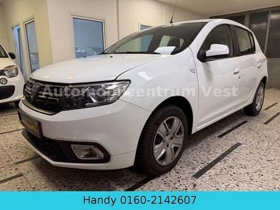Weiß Gebraucht 2019 Dacia Sandero Comfort Van / Kleinbus | 5.980 € (Guter Preis)
