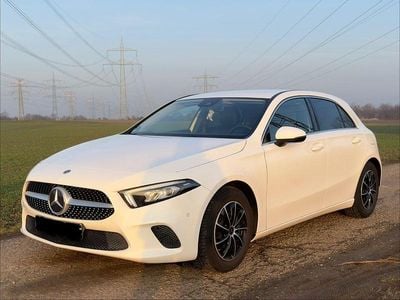 Weiß Gebraucht 2018 Mercedes A200 Progressive Limousine | 17.990 € (Fairer Preis)