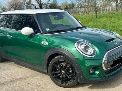 Gebraucht Mini Cooper SE 135 kW (184 PS) 2020 Grün Kleinwagen