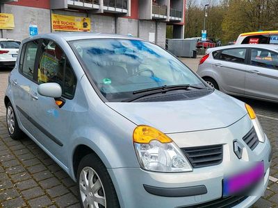 Begagnad Renault Modus 75 HK (55 kW) 2005 Grå Minibuss