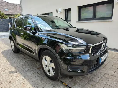 Gebraucht Volvo XC40 Momentum 129 PS (94 kW) 2021 Schwarz SUV