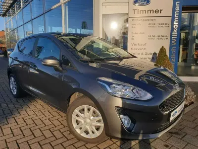 Gebraucht Ford Fiesta Cool & Connect 95 PS (69 kW) 2020 Grau Limousine