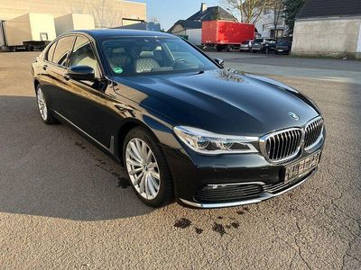 Gebraucht BMW 730 265 PS (194 kW) 2019 Schwarz Limousine