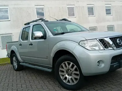 Gebraucht Nissan Navara 231 PS (169 kW) 2015 Silber Pickup