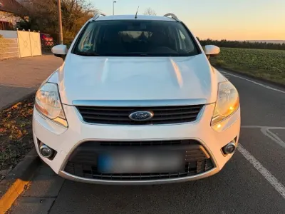 Gebraucht Ford Kuga 136 PS (100 kW) 2009 Weiß SUV