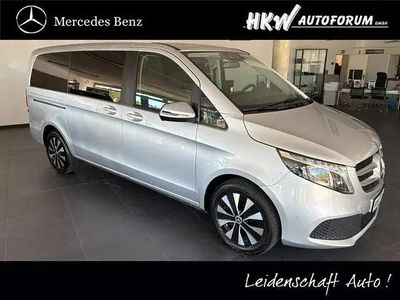 Gebraucht Mercedes V250 190 PS (139 kW) 2023 Silber Van / Kleinbus