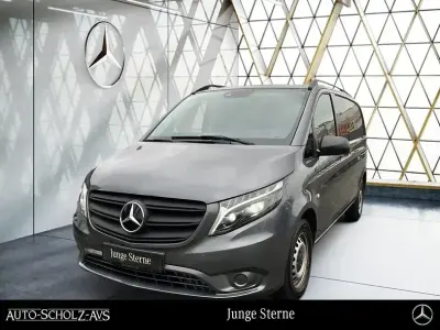 Gebraucht Mercedes Vito 163 PS (119 kW) 2023 Grau Van