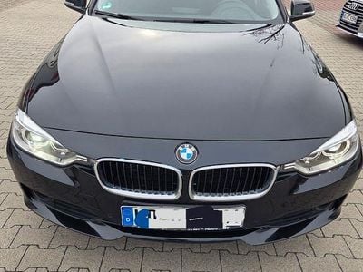 Usado BMW 316 116 HP (85 kW) 2013 Preto Sedan