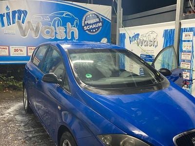 Begagnad Seat Altea 102 HK (75 kW) 2005 Blå Minibuss