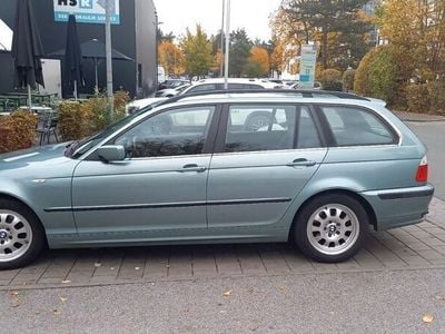 BMW 325